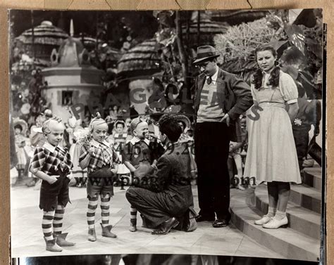 Stand in Dorothy on set | Wizard of oz 1939, Wizard of oz, The ...