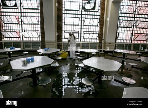 Prison cafeteria hi-res stock photography and images - Alamy