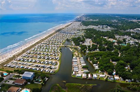 Lazy River Pools And RV Resorts With Swimming Pools