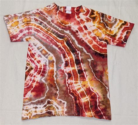 Squatch Art Geode Tie Dye T-shirt Men's Size Small - Etsy