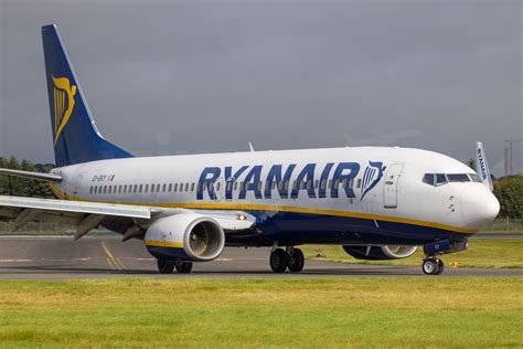 Ryanair Boeing 737-8AS EI-EKY – v1images Aviation Media