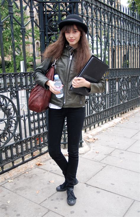 THE STYLE SCOUT - London Street Fashion: Blue jodhpurs... bowler hat