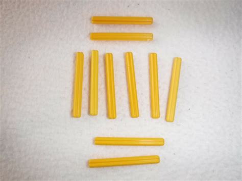 10 x NEW LEGO TECHNIC AXLE 5 PART No : 6130008 YELLOW | eBay