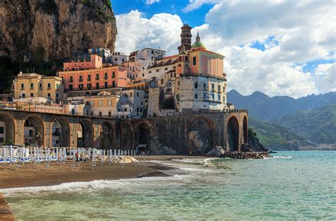 Atrani, en la Costa Amalfitana. | Amalfi coast italy, Amalfi coast ...