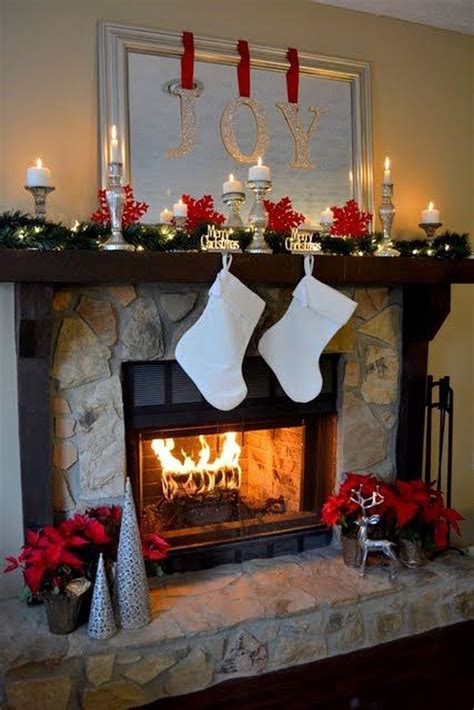 30+ Inspiring Fireplace Mantel Decorating Ideas For Winter | Christmas ...