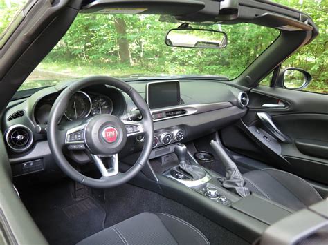 2020 FIAT 124 Spider: 86 Interior Photos | U.S. News