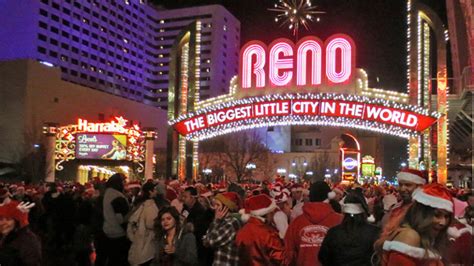 Reno Santa Crawl – Nevada Magazine