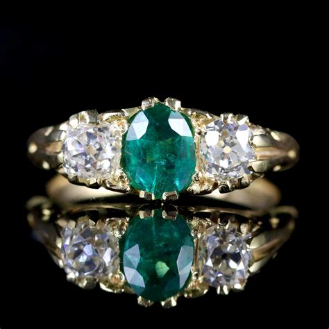 Antique Victorian Emerald Diamond Ring 18ct Gold Circa 1880