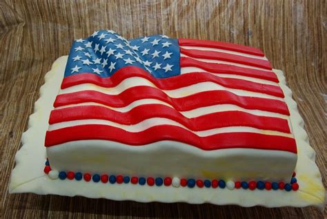 US Flag Cake | Flag cake, Patriotic cake, Cake decorating