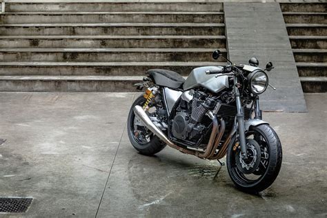 Yamaha XJR1300 Kit by Deus Ex Machina