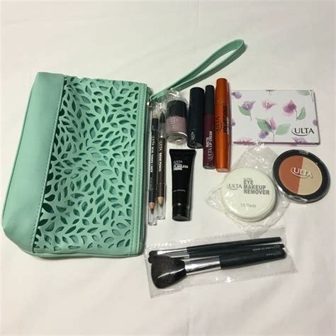 New ULTA gift set, 11 pieces of make-up and bag. | Ulta gift sets ...