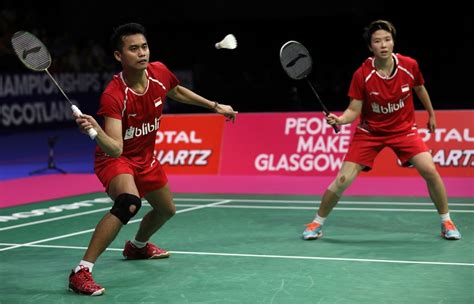 Mengapa Badminton Pantas Disebut Olahraga Rakyat Indonesia? - Blibli ...