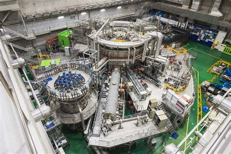 Korean nuclear fusion reactor achieves 100 million°C for 30 seconds ...