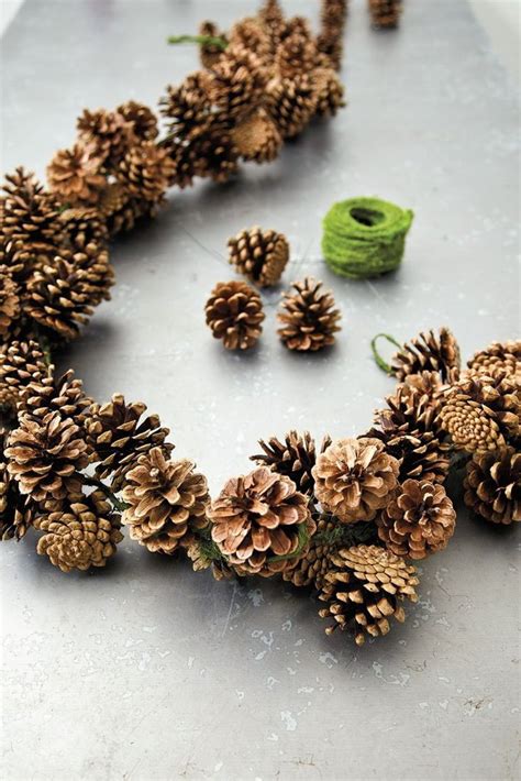 50 Best DIY Christmas Garland Decorating Ideas for 2018