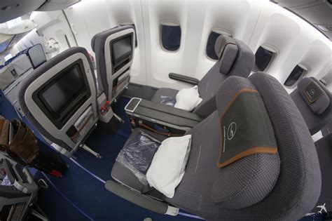 Boeing 747 8 Premium Economy Lufthansa