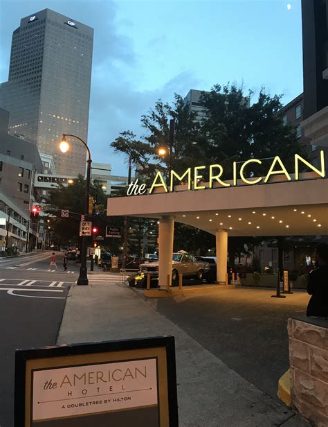 The American Hotel Atlanta Downtown (DoubleTree) Review - Points with a ...