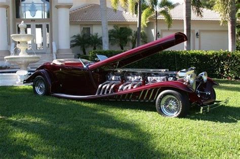 This Custom Panther Is A 24-Cylinder Roadster | GM Authority