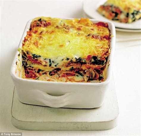 Mary Berry: Vegetarian lasagne | Vegetarian lasagne, Vegetarian recipes ...