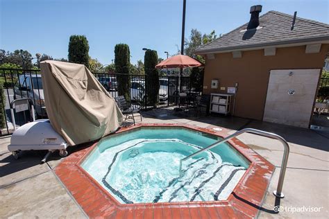 Ayres Hotel Seal Beach Pool Pictures & Reviews - Tripadvisor