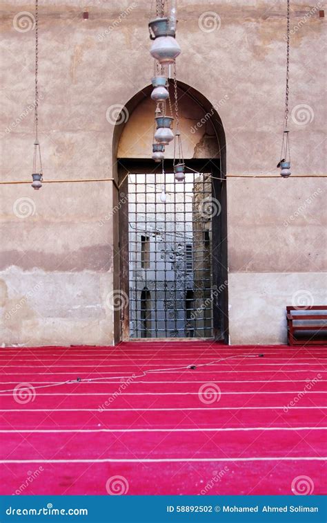 Old Mosque in Cairo in Egypt Stock Photo - Image of mosque, background ...