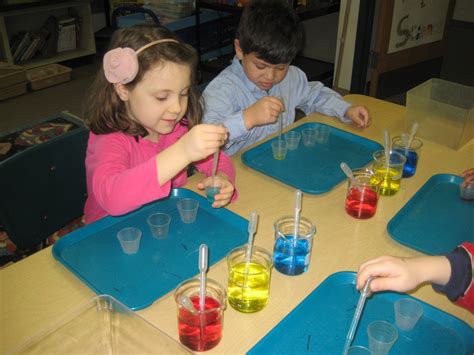 IMG_2119.JPG (1600×1200) | Kindergarten colors, Preschool science ...