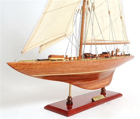 Endeavour America's Cup Yacht Wood Model Sailboat 24" UK Challenger ...