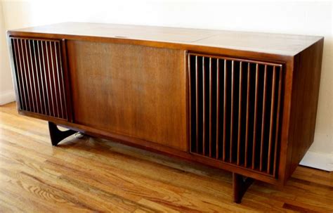 Mid Century Modern Slatted Stereo Record Player – RCA Victrola | Picked ...