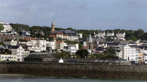 Plans revealed for regeneration of St Peter Port - BBC News