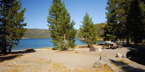 East Lake Campground - camping in Oregon