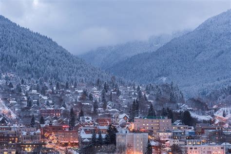 The historic community of Nelson, British Columbia nestles between the ...