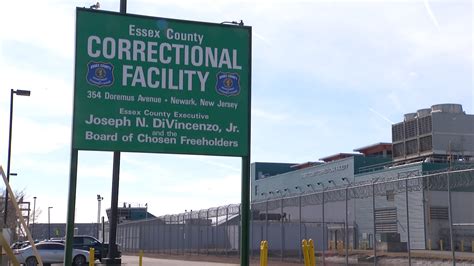 Report finds health and safety violations at Essex County jail with ICE ...