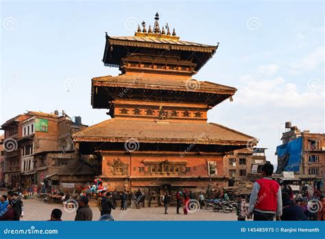 Bhairav Temple in Bhaktapur Editorial Image - Image of shiva, people ...