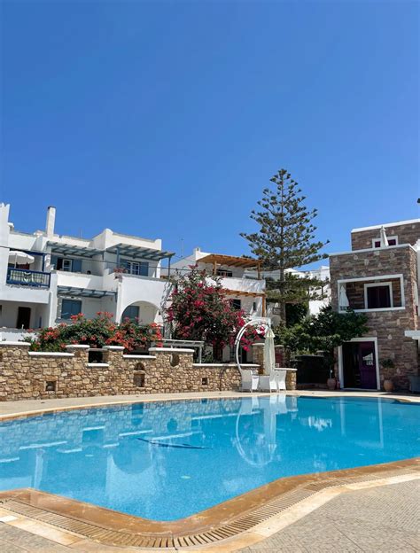 Where to Stay in Naxos: Beaches, Hotels & Villas · Eternal Expat