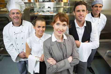 15 Restaurant Management Tips To Improve The Way You Work - Sling