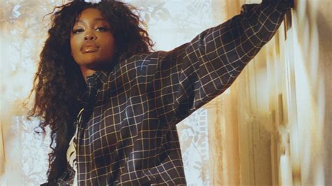 SZA Covers i-D Magazine in a Stunning Photoshoot by Petra Collins ...