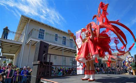 Gallery: The Craftiest of Costumes on the Catwalk of the Bourbon Street ...