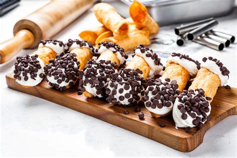 Try One Of Cannoli Kitchen’s Traditional Italian Desserts - Cannoli Kitchen