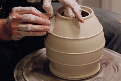 Pottery Wheel Techniques For Beginners - Pottery Ideas