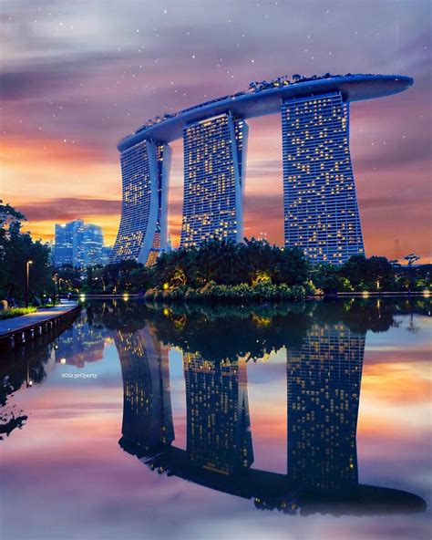 Marina Bay Sands, Singapore. This luxury hotel has the world’s largest ...