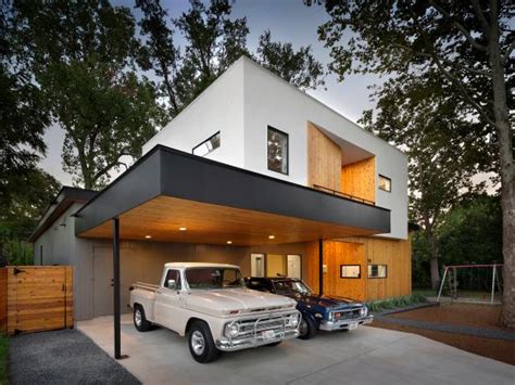 Modern Home With Carport Built Around Live Oak Tree | Matt Fajkus ...