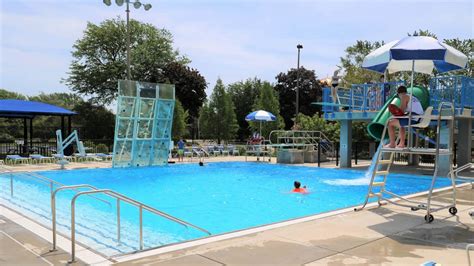 Early Bird Deals for 2023 Pool Passes End May 1 - Northbrook Park District