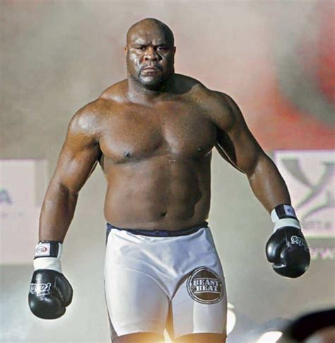 Flashback: Bob Sapp Fights Manga Character Under MMA Rules