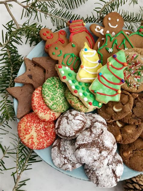 7 Of My Favorite Christmas Cookies – With Links To Recipes! | Sweet ...