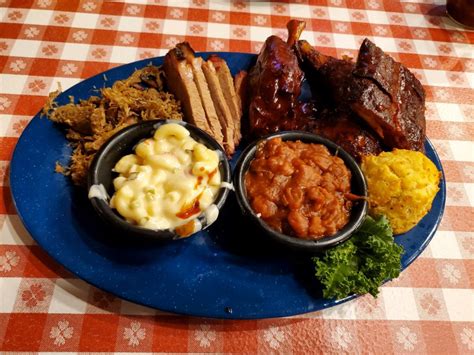 Bennett’s Pit BBQ, Gatlinburg, TN – Patrick's BBQ Trail