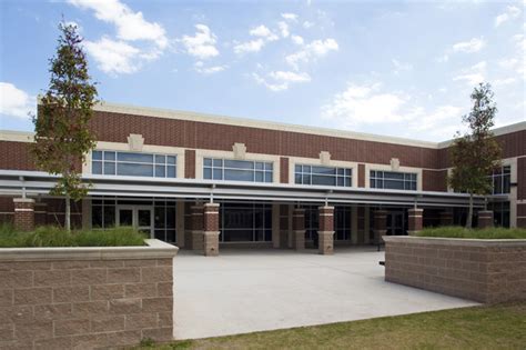 Skinner Masonry, LLP - Douglas Otto Middle School, Plano ISD