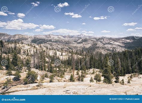 Landscape in the Sierra Nevada Mountains Stock Image - Image of outdoor ...