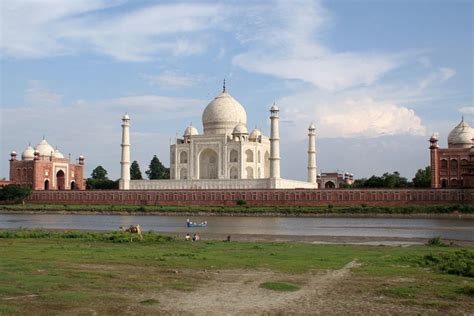 Yamuna pollution main reason behind Taj Mahal decay: study