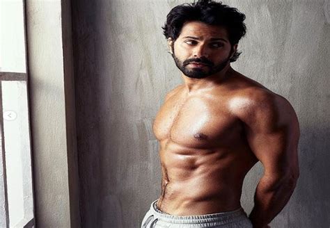 Varun Dhawan flaunts chiselled physique in latest workout video