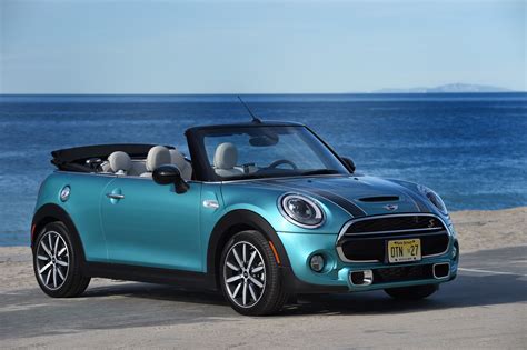 2016 Mini Cooper S Convertible first drive