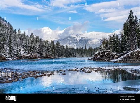 Bow Falls Viewpoint in snowy winter. Banff National Park Bow River ...